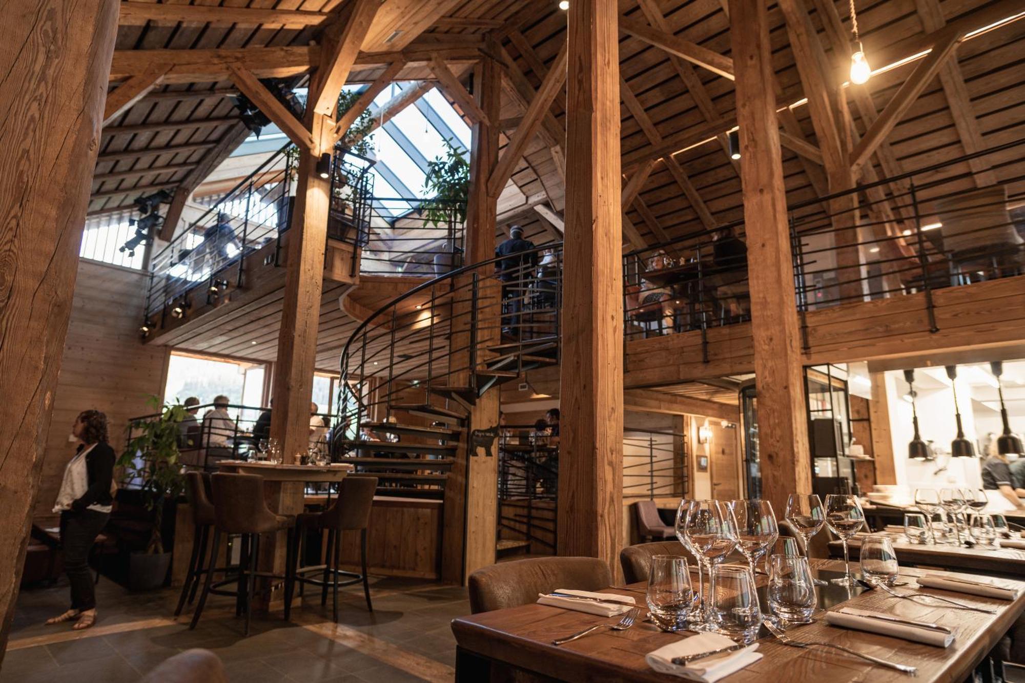 Le Toi Du Monde Acomodação com café da manhã Flumet Exterior foto