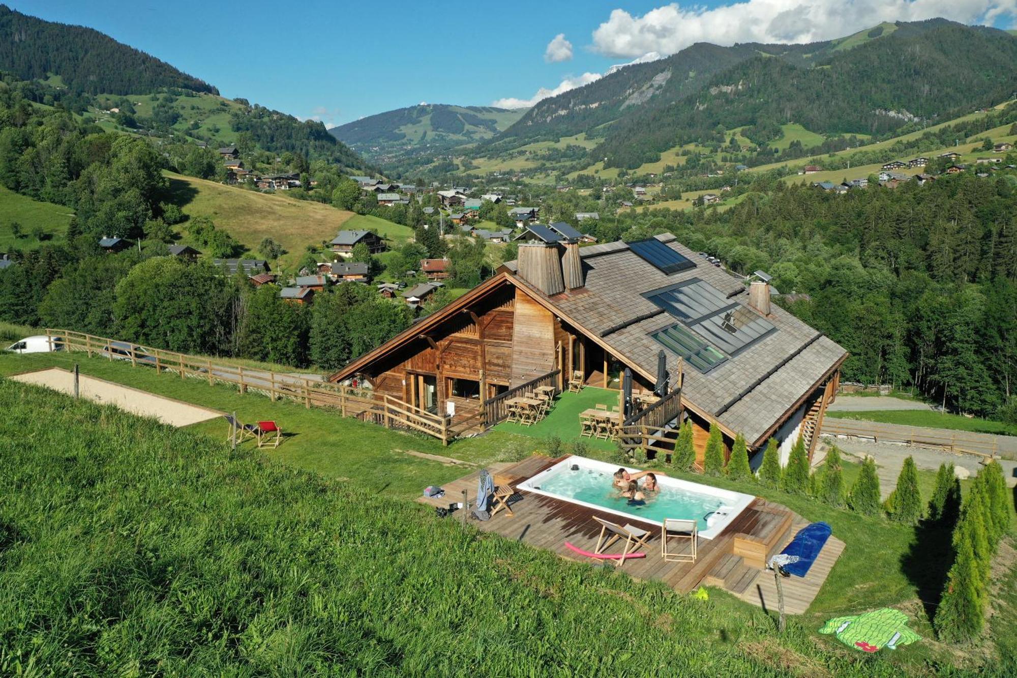 Le Toi Du Monde Acomodação com café da manhã Flumet Exterior foto