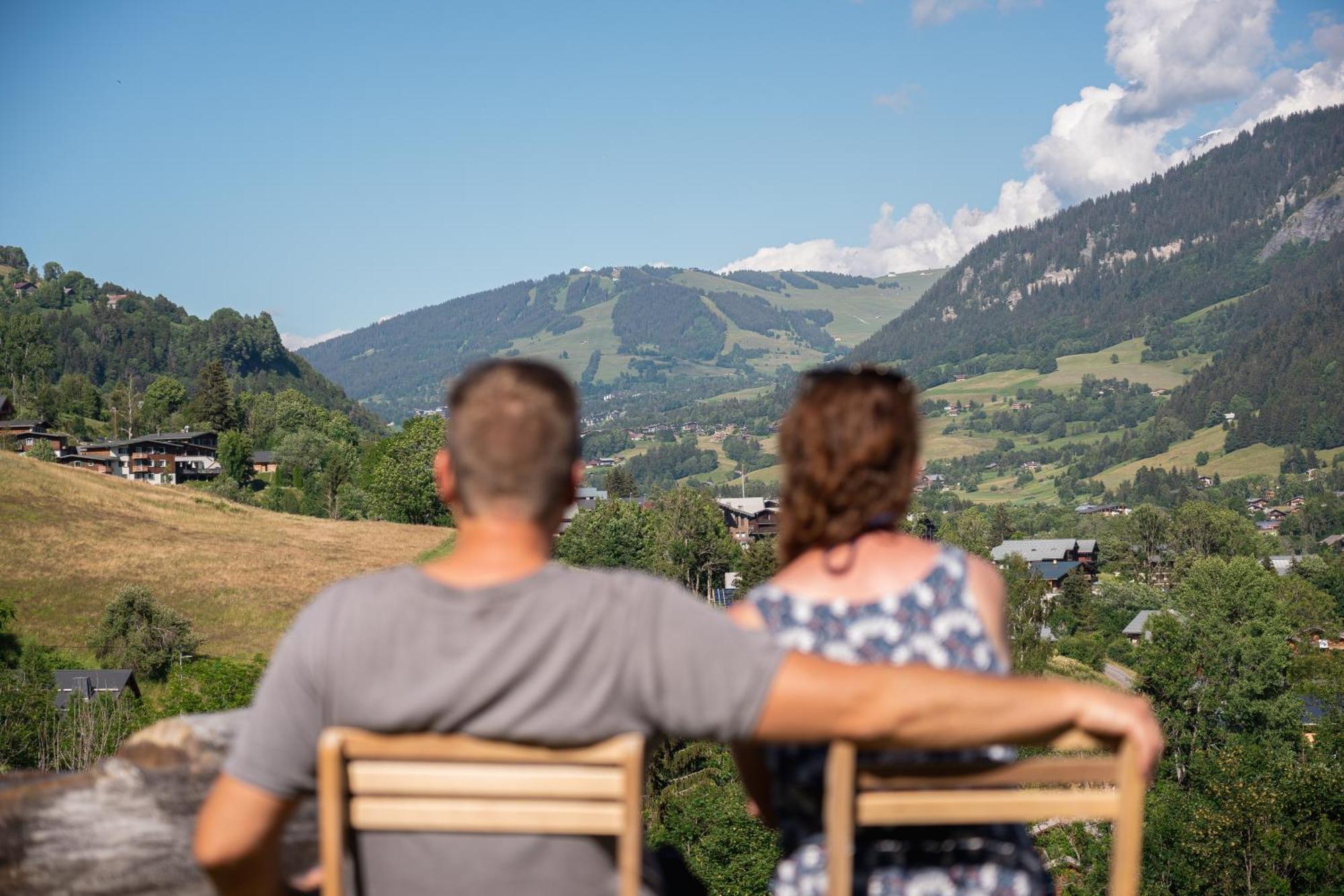 Le Toi Du Monde Acomodação com café da manhã Flumet Exterior foto